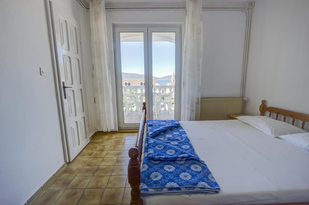 St. Roko Guest House Donja Lastva Exterior foto